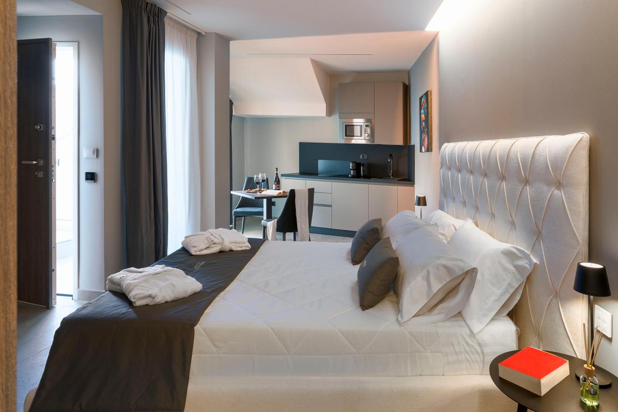 Emerald Hotel Residence Cefalù Buitenkant foto